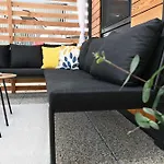 Mobile Maris With Shared Pool And Sea View