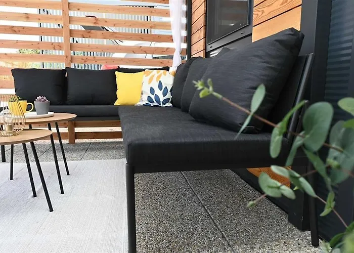 Mobile Maris With Shared Pool And Sea View